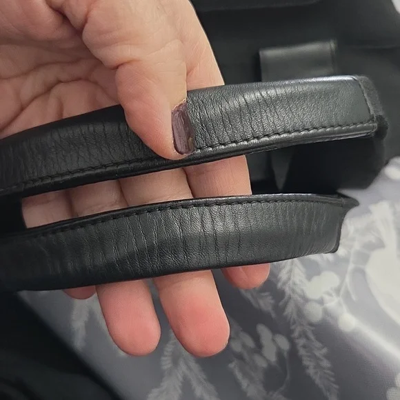 Salvatore Ferragamo AUTH Tiered Bag - Picture 3 of 14